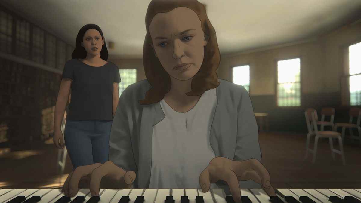 Alma debout derrière sa grand-mère Géraldine, qui joue du piano 