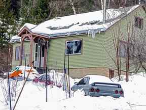 La maison du tueur à gages accusé Gene Lahrkamp à Trail.