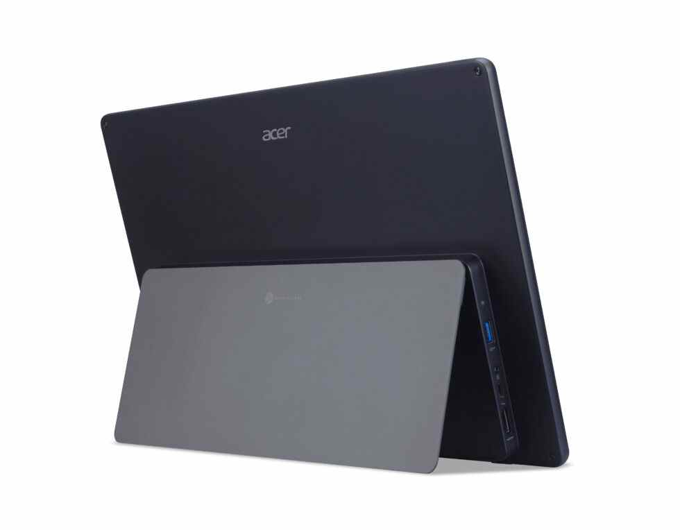 Acer a montré les moniteurs avec un port HDMI 2.0 et USB-C pour la vidéo, plus USB-A et une prise casque. 