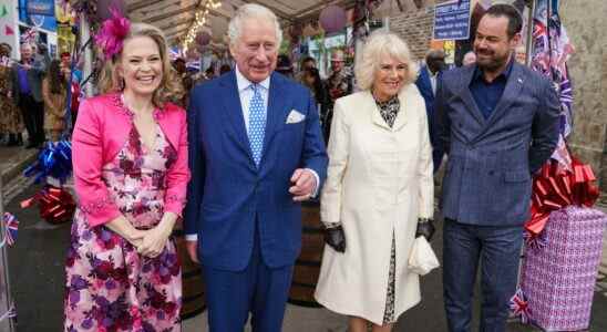 EastEnders confirme le camée du prince Charles et de la duchesse de Cornouailles pour l'épisode spécial Jubilee