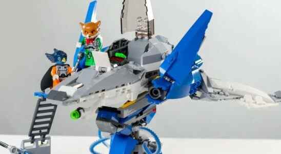 Aléatoire: cet ensemble Star Fox LEGO Arwing mérite un tonneau rempli de votes