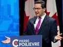 L'espoir à la direction du Parti conservateur du Canada, Pierre Poilievre, prend part à un débat à la conférence Canada Strong and Free Networking à Ottawa le 5 mai 2022. Poilievre échoue sur plusieurs fronts, écrit Kelly McParland.