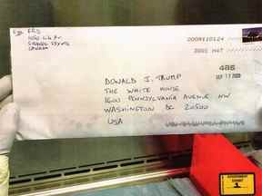 L'adresse de retour sur l'enveloppe envoyée au président américain Donald Trump depuis le Canada qui contenait de la ricine comprenait une adresse de retour pour un appartement au Québec.