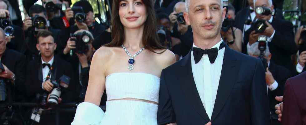 Anne Hathaway et James Gray se déchirent lors d'une standing ovation émouvante de sept minutes à Cannes pour "Armageddon Time"
