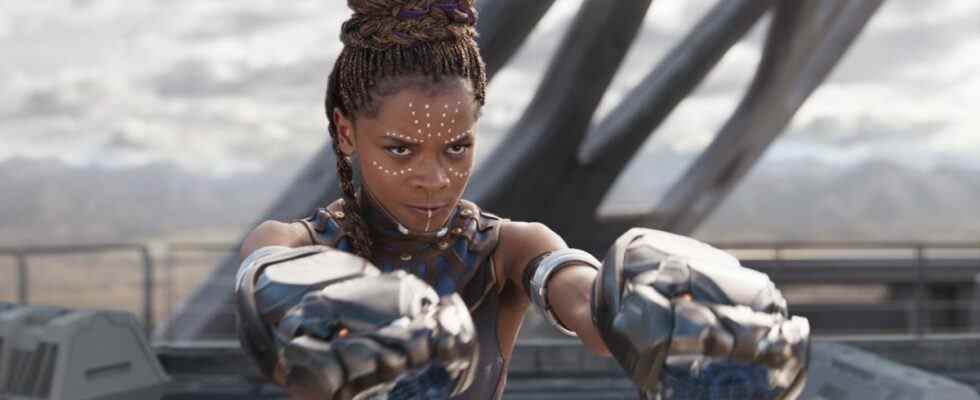 Black Panther: Letitia Wright de Wakanda Forever devient honnête en rendant hommage à Chadwick Boseman dans la suite de Marvel
