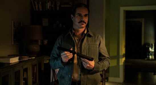 Lalo Salamanca (Tony Dalton) applies a silencer to his pistol in Better Call Saul season 6 episode 7