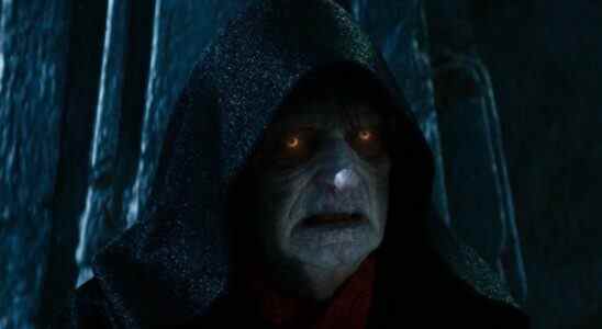 Ian McDiarmid défend la montée du complot "Somehow Palpatine Returned" de Skywalker