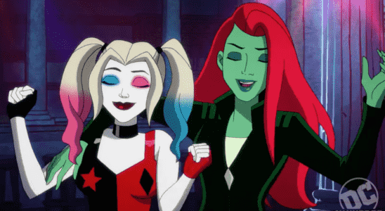 Kaley Cuoco de Harley Quinn promet des moments de romance Poison Ivy dans la saison 3