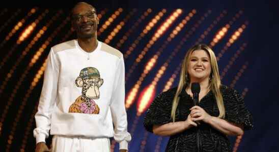 Kelly Clarkson et Snoop Dogg de l'American Song Contest sont devenus compétitifs sur leurs états en demi-finale, et les interprètes ont des pensées