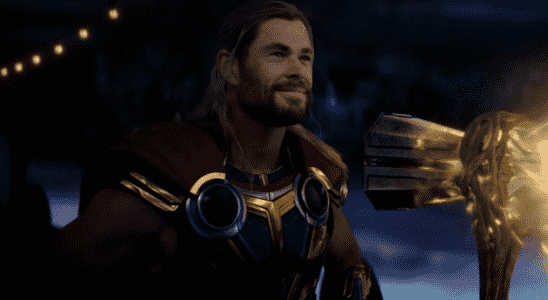 La nouvelle bande-annonce de Thor: Love and Thunder montre le dieu à la retraite et ses amis