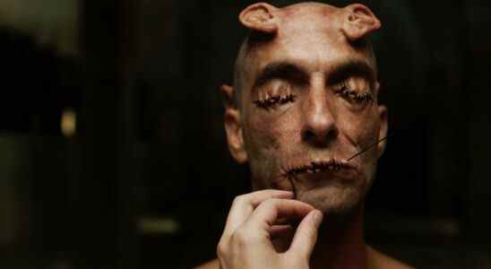 La première de Crimes du futur de David Cronenberg déclenche des débrayages à Cannes