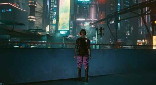 Le mod à la troisième personne de Cyberpunk 2077 donne à V des jambes effrayantes