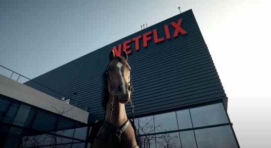 Le nouveau niveau basé sur la publicité de Netflix pourrait être lancé dès octobre, selon un rapport