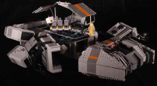 Séparer Hardspace: les navires de Shipbreaker semblent encore plus satisfaisants dans Lego