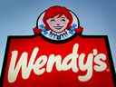 La chaîne de burgers Wendy's lance un menu de cafés et déjeuners dans ses restaurants partout au Canada pour la première fois en plus de quatre décennies.