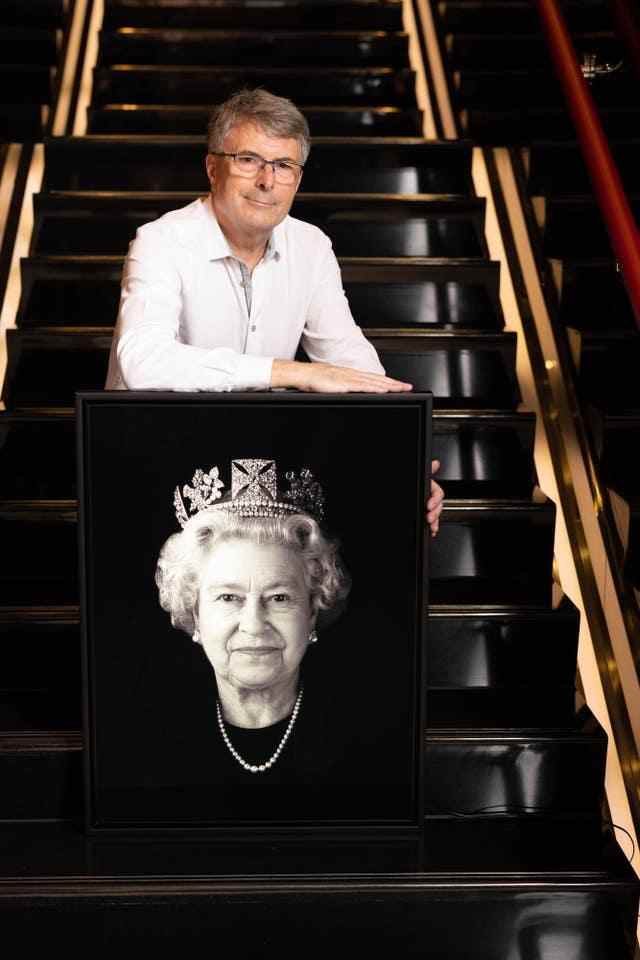 Rob Munday&# x002019;s portrait de la reine