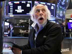 Si le S&P 500 clôture en dessous de 20% ou plus, cela confirmerait un marché baissier pour la première fois depuis le plongeon de Wall Street en 2020 provoqué par la pandémie de COVID-19.