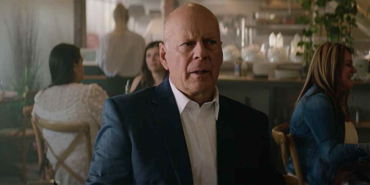 Bruce Willis dans le rôle du chef de la mafia Arnold Solomon dans White Elephant.