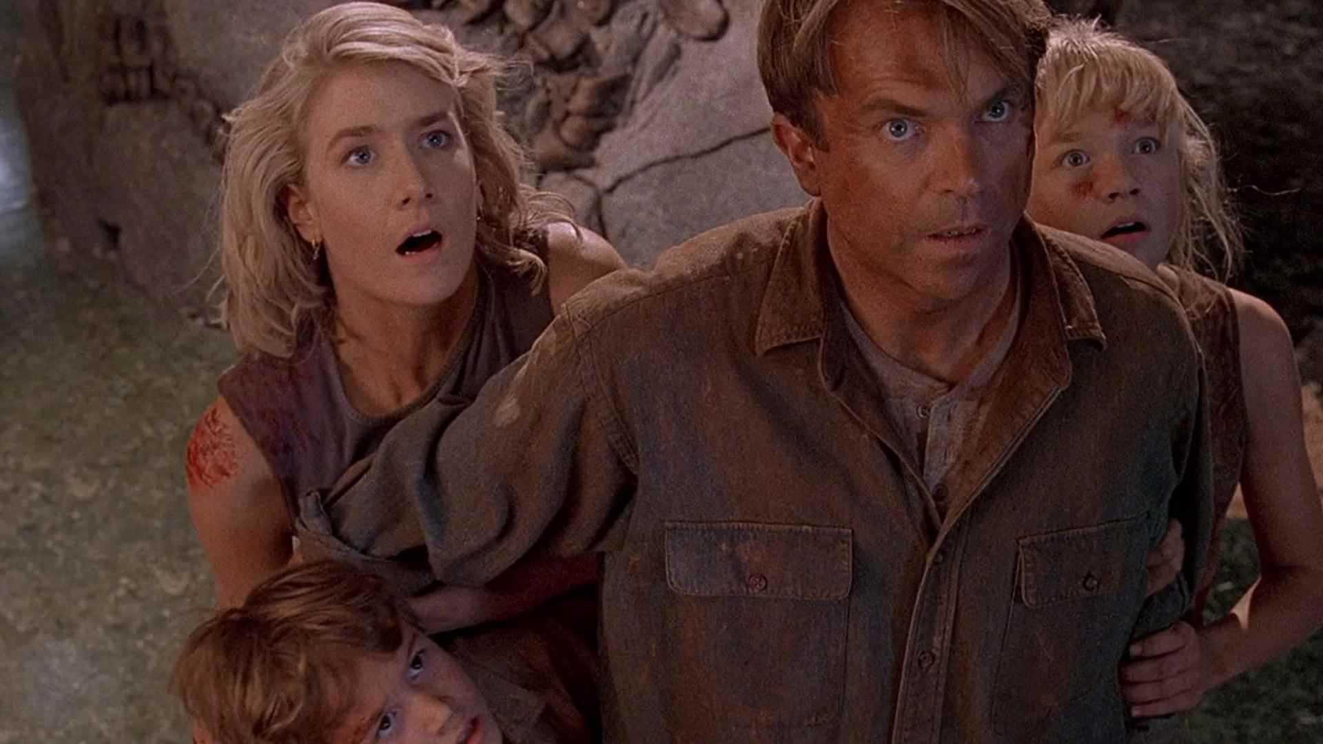 Le film de Steven Spielberg, Jurassic Park, parle de l'évolution de la paternité, de l'importance de la mère, de la question du rôle du père dans la parentalité des parents Grant Tim Lex Sattler