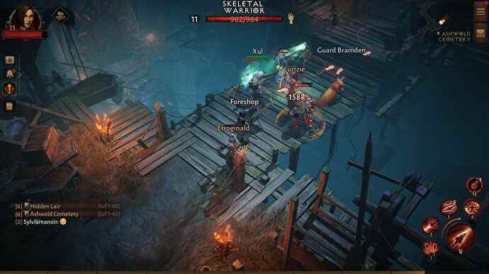 Un groupe de personnages joueurs engagés dans un combat avec des squelettes sur un pont dans Diablo Immortal
