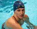 Lia Thomas, une femme transgenre, termine le 200 mètres nage libre pour l'Université de Pennsylvanie lors d'une rencontre de natation de la Ivy League contre l'Université Harvard à Cambridge, Mass., le 22 janvier 2022.  