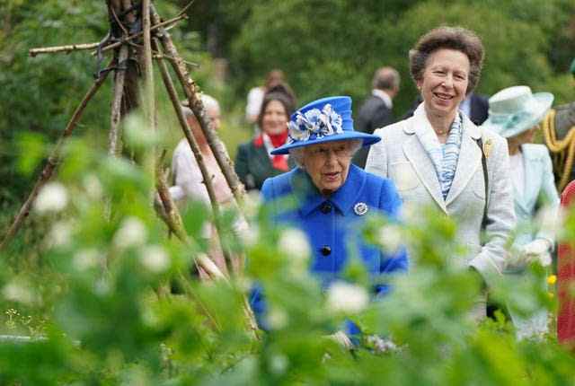 La reine se rend en Écosse pour la semaine de Holyrood