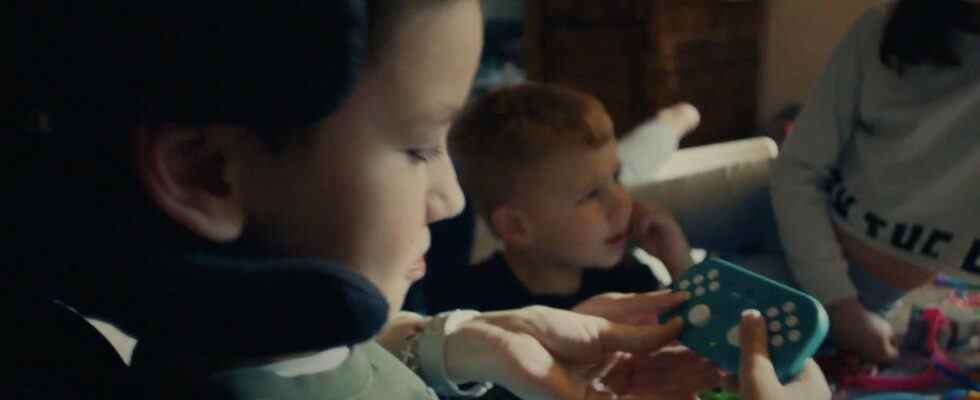 Ce nouveau contrôleur 8BitDo a été conçu par et pour les enfants à mobilité réduite