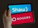 Le processus du Tribunal de la concurrence pour l'accord entre Rogers et Shaw pourrait prendre des mois, ont déclaré des analystes.