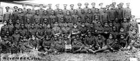 Membres du bataillon de construction n ° 2 en 1916.