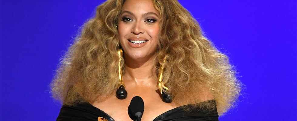 Beyoncé présentera des chansons de danse et de country sur l'album en plusieurs parties "Renaissance" (EXCLUSIF) Les plus populaires doivent être lus