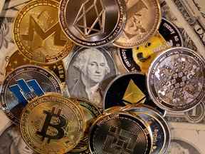 Celsius propose des produits portant intérêt aux clients qui déposent des crypto-monnaies sur sa plate-forme, puis prêtent des crypto-monnaies pour gagner un retour.