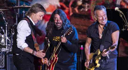 Dave Grohl rejoint Paul McCartney et Bruce Springsteen pour la première représentation depuis la mort de Taylor Hawkins Le plus populaire doit être lu Inscrivez-vous aux newsletters Variété Plus de nos marques