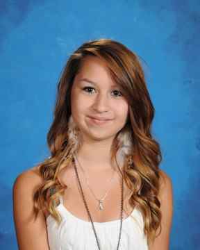 Amanda Todd s'est suicidée en 2012, à l'âge de 15 ans, après avoir été victime d'intimidation en ligne et de cyber-harcèlement.