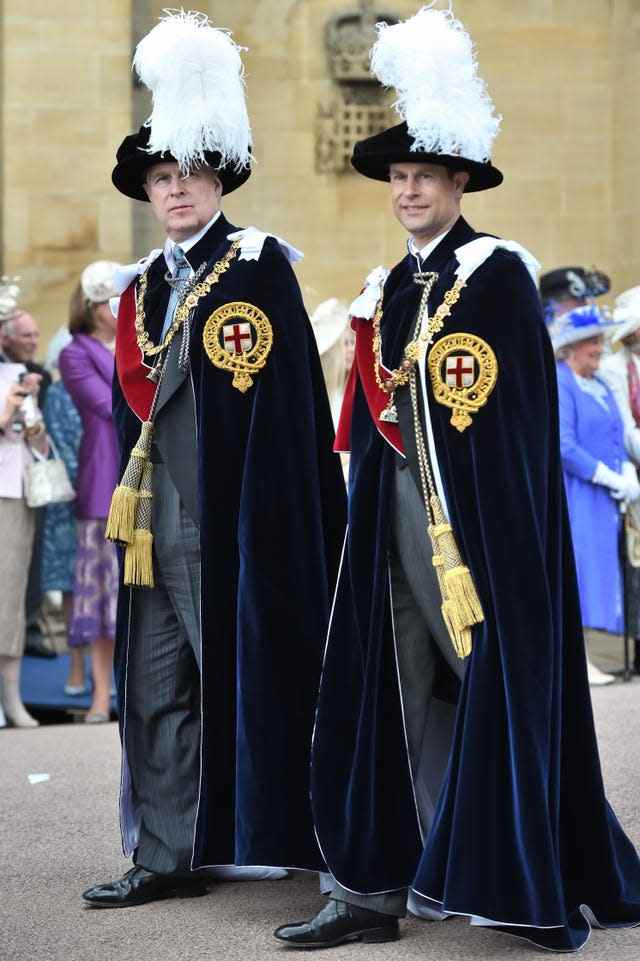 Le duc d'York (à gauche) et le comte de Wessex 