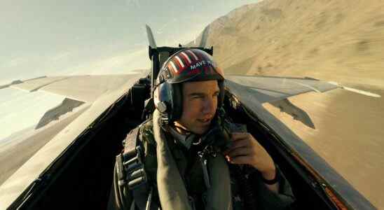 Le réalisateur de Top Gun Maverick a une histoire amusante sur la façon dont lui et Tom Cruise ont concocté certaines des images folles du pilote de chasse dans le film