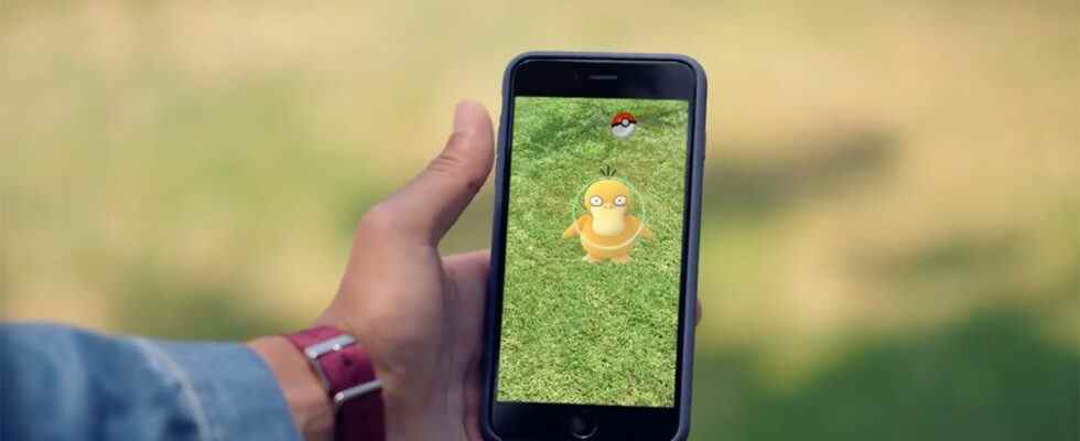 Pokémon Go obtient un événement croisé avec la prochaine extension de cartes à collectionner Pokémon