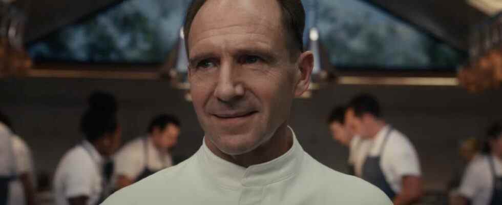 Regardez le rôle le plus effrayant de Ralph Fiennes depuis Voldemort de Harry Potter dans la bande-annonce de la nouvelle comédie d'horreur