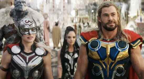 Thor Love And Thunder Reactions Louange Natalie Portman, Christian Bale, Humour