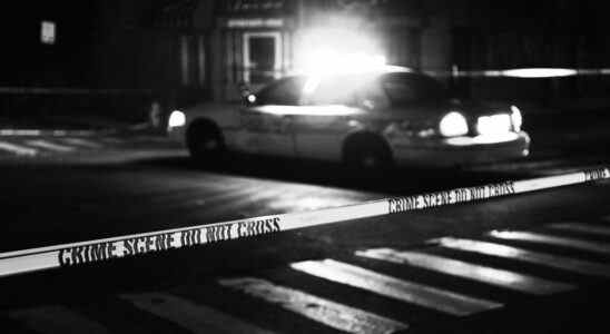 Une mère poussant une poussette a été tuée par balle à Manhattan