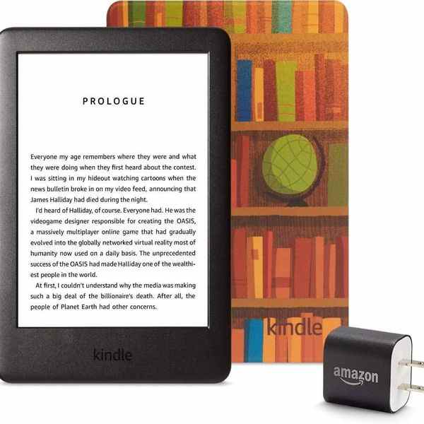 Ensemble Kindle Essentials comprenant Kindle, couverture imprimée Amazon et adaptateur secteur