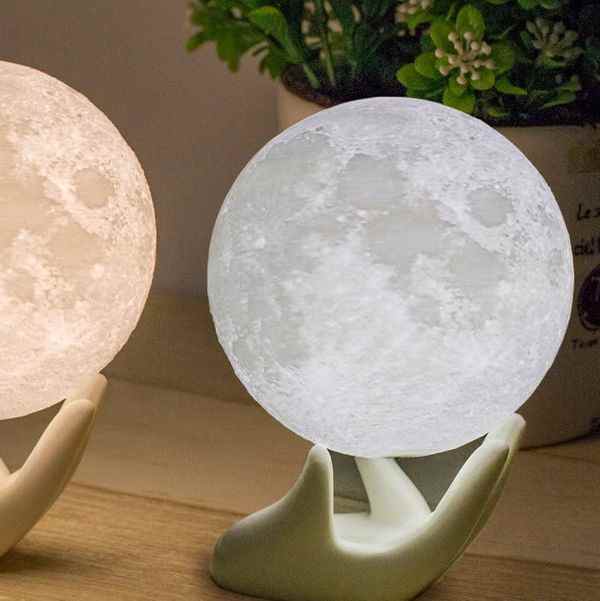Lampe de lune imprimée en 3D
