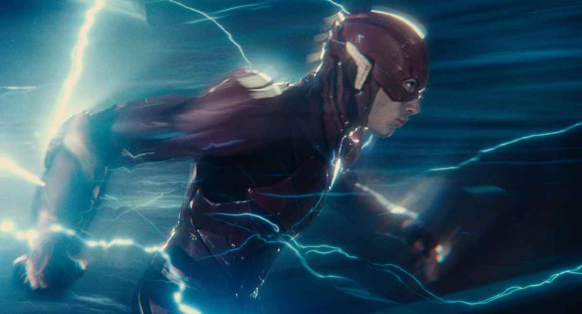 Ezra Miller dans le rôle de Flash/Barry Allen dans Justice League