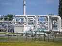 Le gouvernement canadien a déclaré samedi 9 juillet 2022 qu'il autoriserait la livraison à l'Allemagne d'équipements à partir d'un gazoduc clé entre la Russie et l'Europe qui a fait l'objet d'une maintenance - des équipements dont l'absence, le russe Gazprom, a cité le mois dernier une raison de plus que réduire de moitié le débit. de gaz.