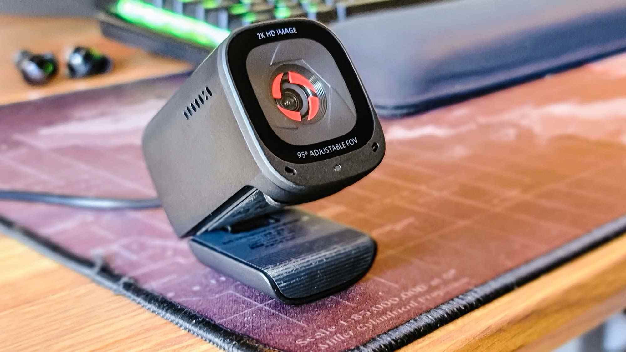 Anker Webcam PowerConf C200 sur le bureau