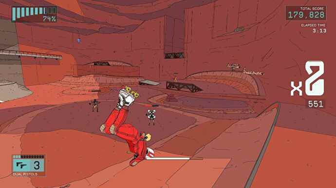 Une femme en combinaison de saut rouge exécute un tour de skate tout en tirant sur des robots dans une scène de canyon rouge à Rollerdome