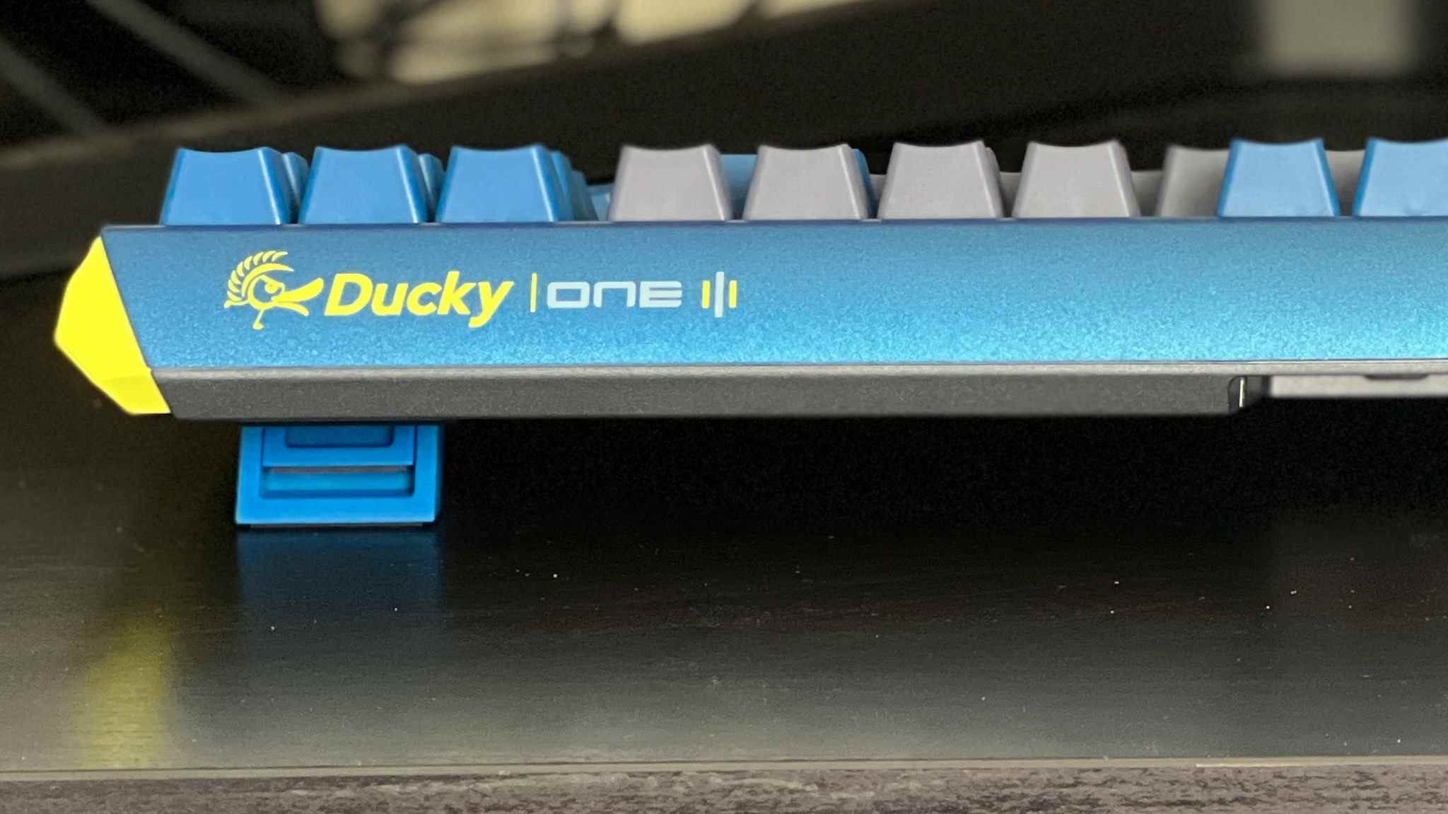 Logo Ducky One 3