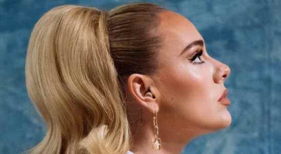 Adele annonce des dates de résidence reprogrammées à Las Vegas