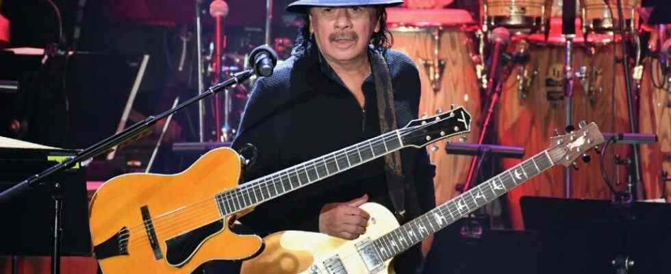 Carlos Santana reporte ses concerts après s'être effondré sur scène