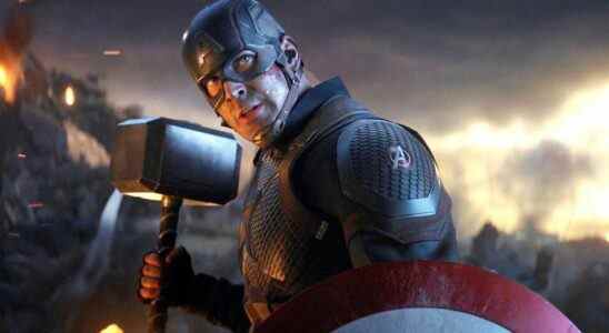Chris Evans a laissé tomber une déclaration définitive sur qui est Captain America maintenant, et les fans ont des pensées