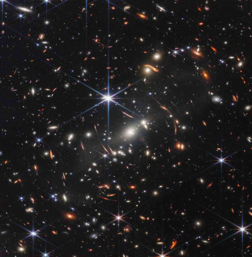 Image de l'amas de galaxies SMACS 0723, connue comme la première image en champ profond de Webb.